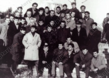 “Në shtëpinë e tij në Durrës, ai mblidhte fëmijë për kurse dhe u jepet cigare të huaja, çokollata, revista…”/ Historia e mësuesit grek, që u burgos si “agjent”, e vdiq në kampin e Ballshit në ’78-ën