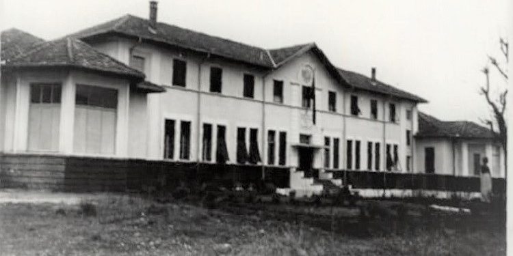 Momente nga puna për ndërtimin e Spitalit Civil në Tiranë, viti 1941