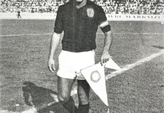 “Pasi kishte sinjalizuar Sigurimi se, kur e pyesnin Rrapo Tahon për formacionin, ai thoshte: në portë, Ramiz Alia, në mbrojtje Lenka me Pali Miskën, ne na…”/ Dëshmia e rrallë e futbollistit vlonjat të kombëtares