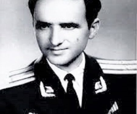 “Kryetari i Degës së Brendshme, më tha; na trego çfarë di ti, për veprimtarinë armiqësore të Ramiz Alisë, se do të lirojmë nga burgu, ndryshe do të zhdukim… ”! Relacioni sekret i vitit 1983
