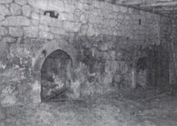 Fotografi të kullës së Isa Boletinit