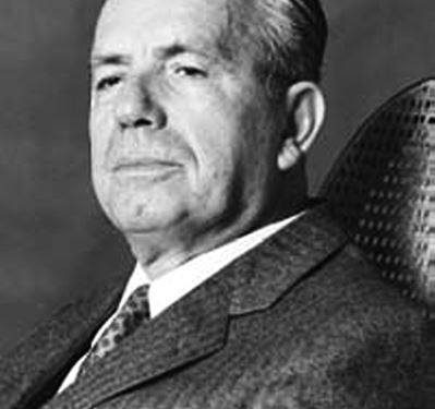 “Përveç Enver Hoxhës në Shqipëri dhe Fadil Hoxhës në Jugosllavi, që denigruan vëllezërit Kryeziu dhe mohuan luftën e tyre, edhe historian i njohur, Dr. Ali Hadri, falsifikoi…”/ Historia e panjohur e Luftës