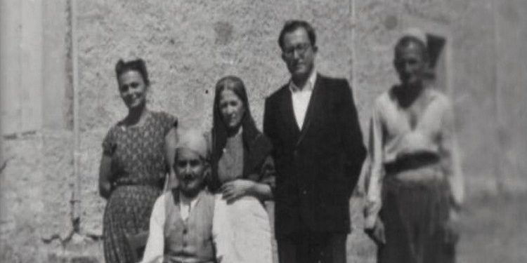 Fotografi të Frano Iliajt me shokë e miq të tij, në vitet 1952-1966