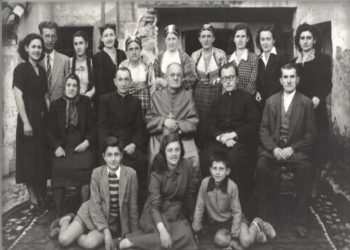 Fotografi të Frano Iliajt me shokë e miq të tij, në vitet 1952-1966