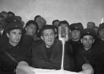 “Arsyeja që unë, ushtari i Zall-Herrit, u bëra pjesë e trupit gjykues te gjyqi i Beqir Ballukut dhe gjeneralëve të tjerë, ishte sepse…”/ Dëshmia e rrallë e lezhjanit, që dënoi “puçistët” në ’75-ën