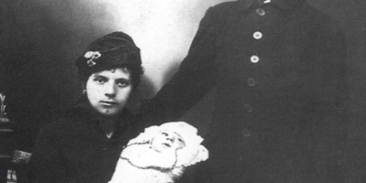 “Ai ishte oficer Sigurimi në ministrinë e Mbrojtjes dhe shkonte fshehurazi në Jugosllavi, ku e kapën dhe e dënuan me 15 vjet, por kur erdhi, e dënuan edhe 15 të tjera…”/ Dëshmia e rrallë e Myzafer Sojlit