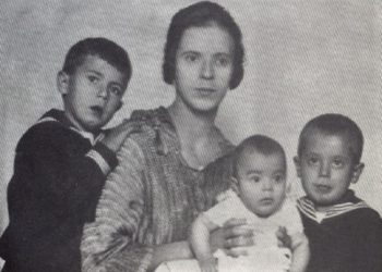 “Ai ishte oficer Sigurimi në ministrinë e Mbrojtjes dhe shkonte fshehurazi në Jugosllavi, ku e kapën dhe e dënuan me 15 vjet, por kur erdhi, e dënuan edhe 15 të tjera…”/ Dëshmia e rrallë e Myzafer Sojlit