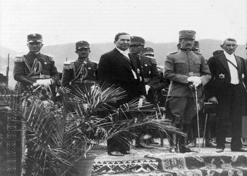 “Mbreti Zog tha; unë s’pranoj kurrë, që t’i vihet njollë Kombit Shqiptar dhe jam gati të jap dorëheqjen, nëse Asambleja Kombëtare, ka mundësi ta shpëtojë…”/ Kujtimet e kolonel Hysen Selmanit