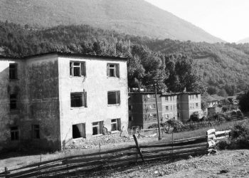 “Rrugës për Skoci, qëndruam në Austri, ku Agron Hazbiu me mua e Vasillaq Zërin, shkuam te ambasada jonë në Vjenë, ku ai la një zarf të mbyllur dhe…”/ Denoncimi i shokut të skuadrës së “Dinamos”!