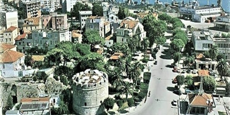 “Kalanë s’na lanë ta vizitonim, sepse ishte burg politik, kurse Xhamia e Pazarit, ishte shkollë trajnimi, për akrobatët e cirkut, prej lartësisë së tavaneve…”/ Udhëtimi i turistëve italianë, në Shqipëri në ’82-in