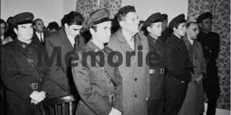 “Arsyeja që unë, ushtari i Zall-Herrit, u bëra pjesë e trupit gjykues te gjyqi i Beqir Ballukut dhe gjeneralëve të tjerë, ishte sepse…”/ Dëshmia e rrallë e lezhjanit, që dënoi “puçistët” në ’75-ën