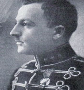 “Me aftësitë drejtuese ushtarake të Ganiut, nivelin politik dhe intelektual të Saidit, mëndjen e ndritur të Llazar Fundos, trimërinë e Hasanit, ‘Lëvizja Kryeziu’, do të…”/ Historia e panjohur e Luftës, 1943-‘44