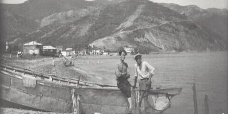 Fotografi me pamje nga qyteti i Pogradecit në vitet 1916-1940