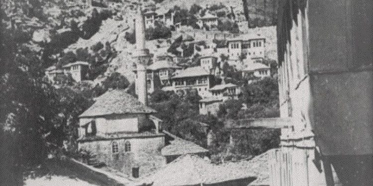 Fotografi me pamje të ndryshme nga Gjirokastra në vitet 1910-1930