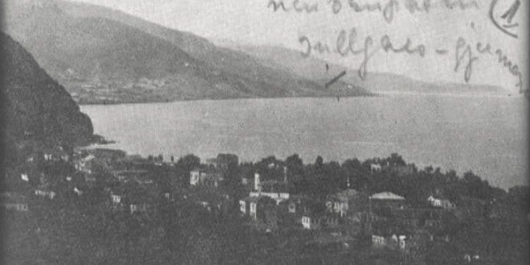 Fotografi me pamje nga qyteti i Pogradecit në vitet 1916-1940