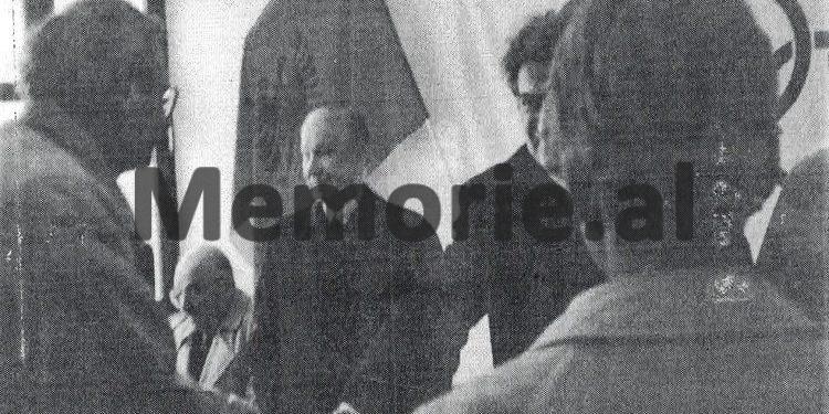 “Për t’i shpëtuar luftës së klasave, shkoi në Tropojë e në Lushnje, ku si trajner, stërviti volejbollisten Lenka Çuko, por…”/ Historia e panjohur e legjendës së sportit shkodran, që Berluskoni i dhuroi orën e dorës