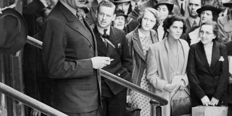 “Husen Beg, ne këtu në Shqipëri, nuk merremi vesh, do të donim të ishim, siç kemi qenë në Jugosllavi, pra të gjithë të bashkuar, për Atdhe e Mbret…”/ Letra e panjohur e Haxhi Lleshit, për adujutantin e Zogut