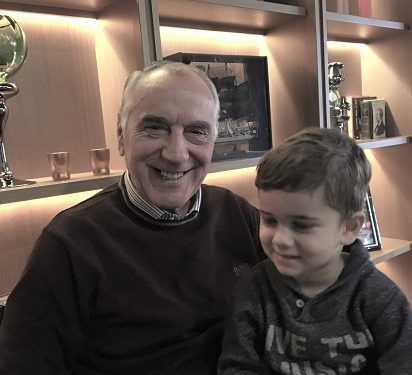 “Si arritëm të barazonim me ‘Oransodën’ në Pallatin e Sportit ‘Partizani’, pasi Zeneli, tekniku i orës, te gjyqtaria…”/ Dëshmia e rrallë e legjendës së koshit shqiptar