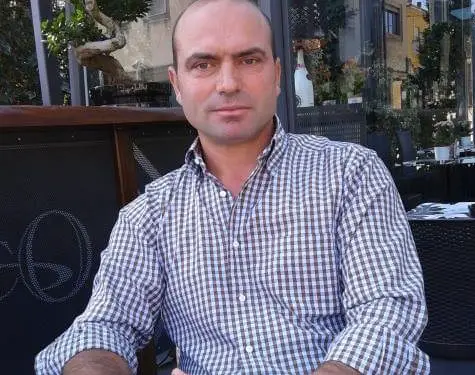 “Doktor Shpëtimi nga Erseka, në Spitalin ‘Poliambulatorio Citta di Parma’, që na bën të ndihemi krenar si shqiptarë…”/ Historia e panjohur e mjekut që shëron edhe shpirtrat e pacientëve!