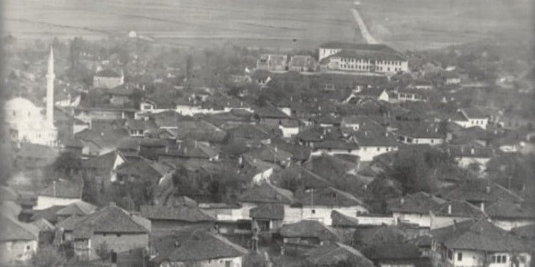Fotografi të ndryshme nga qyteti i Pejës në vitin 1941