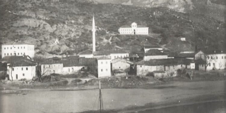 Fotografi dhe pamje nga qyteti i Lezhës në vitet 1924-1924