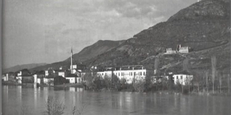 Fotografi dhe pamje nga qyteti i Lezhës në vitet 1924-1924