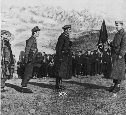 “Me besnikët e tij; Hysni Kapo, Balluku, Koleka, Peristeri, Manush Myftiu, etj., Enveri, akuzoi P. K. Jugosllave dhe goditi Koci Xoxen e…”/ Kujtimet e ish-ministrit dhe themeluesit të PKSH-së