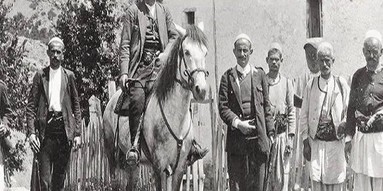 “Për shërbimet e mëdha që mirditasit i bënë Perandorisë osmane, Porta e Lartë, u dha tituj e grada Gjonmarkajve, ku Bibë Doda, u bë Pasha dhe…”/ Libri i ri i studiuesit të njohur, Nikoll Loka