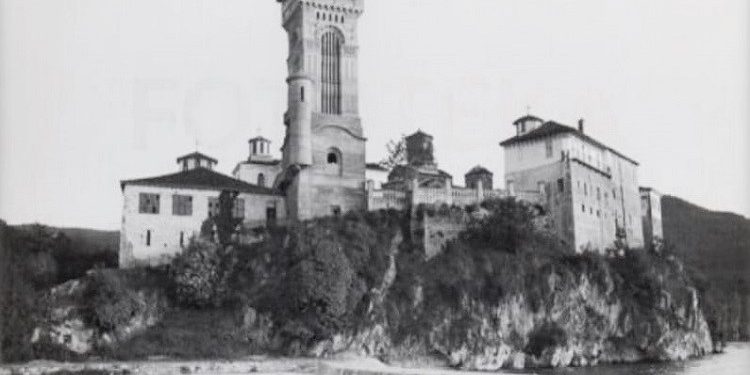 Fotografi dhe pamje të Shën Naumit