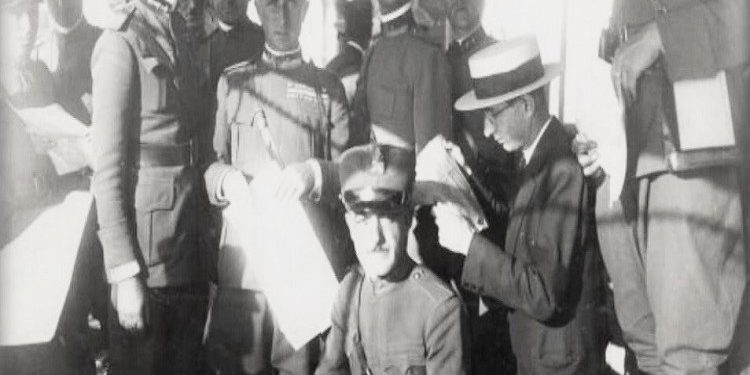 Ushtarakë e civil duke udhëtuar me vaporin “Jolanda” në Bunë, Shëngjin, Pulaj etj. në vitet 1922-1930