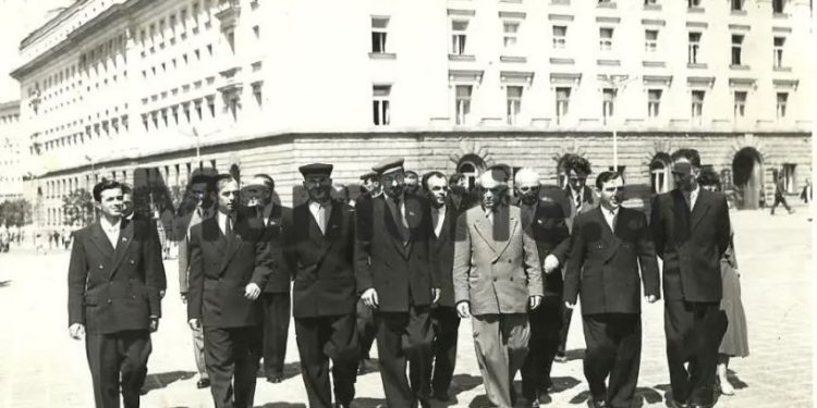 “Të katër të pandehurit, janë vënë në shërbim të Zbulimit Jugosllav, duke ndihmuar dhe strehuar deputetin tradhëtar Haxhi Hajdari e diversantin Arif Shabani, pasi…”/ Akt-akuza e Gjykatës së Lartë, në vitin 1964