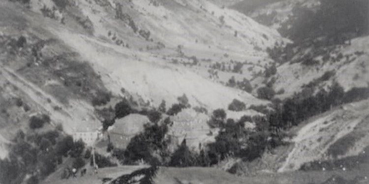 Fotografi të ndryshme me pamje të fshatit Dardhë të Korçës