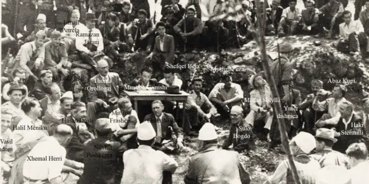 “Nisur nga veprimtaria politike kundër regjimit të Enver Hoxhës, në 1973-in, Sigurimi i Shtetit, me dy vrasës me pagesë, qëlloi major Rauf Fratarin dhe…”/ Historia e panjohur e besnikut të Mbretit Zog
