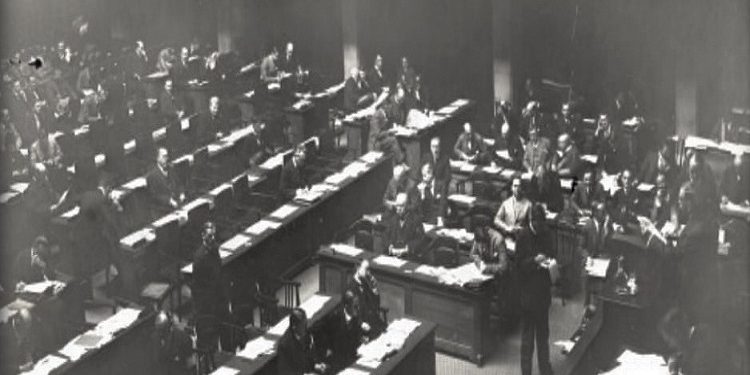 Anëtarët e delegacionit shqiptar në Konferencën e Gjenevës F.Noli, B.Blishishti, H Mosi në vitet  1921-1924