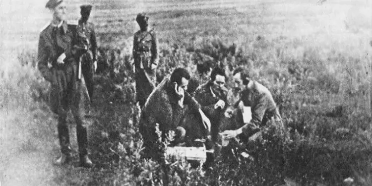 “Pas vrasjes së Alush Lleshanakut me tradhti dhe kreut të ‘Grupit të kosovarëve’, Ali Rizaja, më 5 maj ’52, na rrethuan afër Mamurrasit, ku…”/ Dëshmia e rrallë e “diversantit” nga SHBA-ës