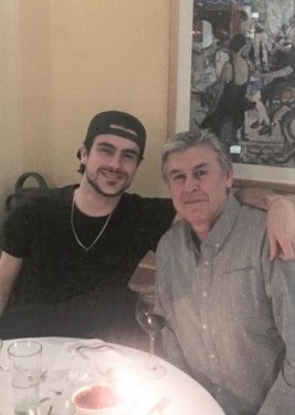 “Pasi u arratisa në Francë, më ndihmoi, presidenti i ‘Olimpik’ të Marsejës, Bernard Tapi, kurse familjen në Tiranë, me urdhër të Xhelil Gjonit, e…”/ Rrëfimi i ish-futbollistit shkodran të “Dinamos”!