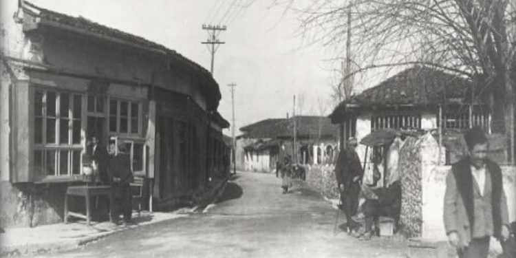 Fotografi me pamje të qytetit të Shkodrës rreth viteve 1879 – 1942