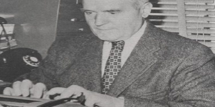 “Kur Hasan Bitincka dhe unë, propozuam që Faik Konitza të zgjidhej kryetar i ‘Vatrës’, salla e Kuvendit buçiti nga kundërshtimet, pasi…”/ Dëshmitë e rralla të ish-kryeredaktorit të “Diellit”