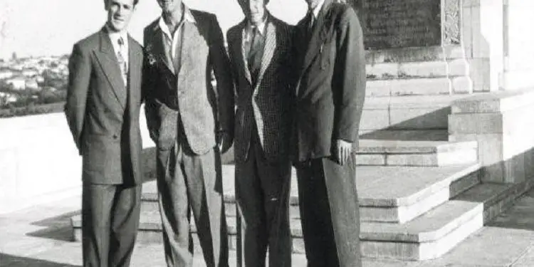 “Kur u afruam në ngushticën e Bosforit, u hodhëm nga vaporri, për të dalë me not në breg, por shokun tim, Skënderin, nuk e pashë më…”! / Historia e arratisjes së dy djemve tiranas, në ’51-in