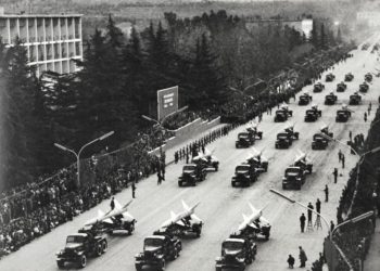 “Tirana i paguante fshehtas Egjiptit, thasë me dollar, për kalimin e anijes ‘Vlora’ në Suez dhe kur mbërritën 28 raketat e para në Durrës, Enver Hoxha na tha…”/ Dëshmia e rrallë e ish-kapitenit