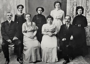 “Nuk mbante në duar byzylykë, as varëse floriri a argjendi, vetëm dy vathë të vegjël me gurë rubini ngjyrë blu dhe ajo ishte shqiptarka…”/ Historia e tragjike e vajzës që studioi në “Robert College”