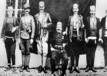 “Hane Sina dhe i biri, Beqiri, janë dy ‘ikona’ të kalvarit të vuajtjes në regjimin komunist të Enver Hoxhës dhe Ramiz Alisë, pasi ajo familje…”/ Refleksione të gazetarit të njohur nga SHBA-ja