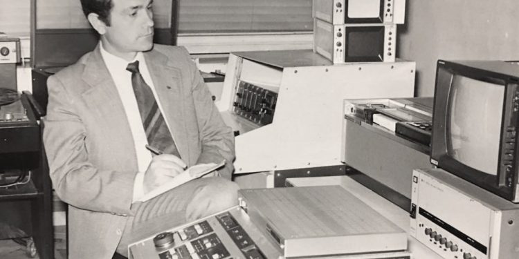“Robert Shvarc, me origjinë çifute, zhvillon aktivitet armiqësor dhe ndiqet nga ana jonë, pasi kemi materjale si agjent i zbulimit…”/ Relacioni i Drejtorit të Sigurimit, për 50 punonjësit e RTSH-së