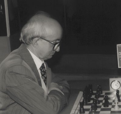 “Në Olimpiadën Botërore në ‘Zigen ‘70’, kur ekipi ynë s’pranoj të luante ndaj Afrikës së Jugut, gjermanët e zbutën, duke thënë se shahistë shqiptarë i zuri gjumi, por…” / Historia e panjohur e bojkoteve