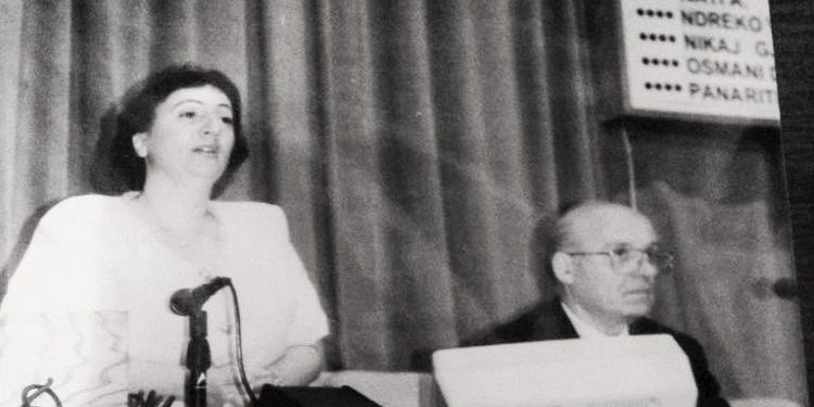 “Pse i’u bashkova Lëvizjes Studentore e Partisë Demokratike, në dhjetorin e ’90-ës dhe si u zgjodha nënkryetare e Kuvendit në krah të zotit Arbnori, i cili…”/ Dëshmitë e rralla të Prof. Dr. Margarita Qirko