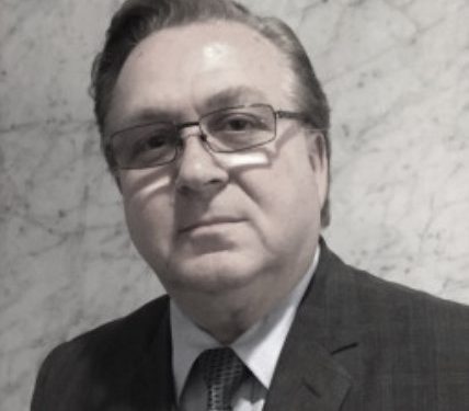 “Kur takova Isabelën dhe Zamirën në Kongresin Amerikan, ato më treguan se vëllain e tyre, Klementin, e kishin…”/ Misteri i arratisjes së motrave Islami, në gushtin e ’84-ës, në Korfuz