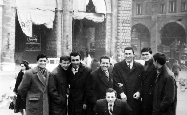 “Si na e humbi ndeshjen arbitri gjermano-perëndimor në Hagë, vetëm pse ne vinim nga një vënd komunist dhe…”/ Historia e panjohur e djemve të Xhel Kojës së “Dinamos”, që tronditi parketet e Evropës