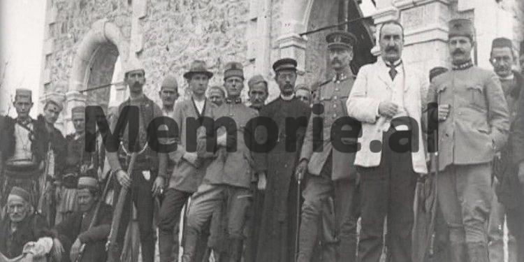 “Për ta zgjidhur situatën, më 11 korrik 1914, Princ Vidi, ftoi në Pallatin Mbretëror 35 personalitete, si; Ismail Qemalin, Imzot Prend Doçin, Isa Boletinin, Prengë Bibë Dodën dhe…”/ Libri i ri i Dr. Nikoll Loka