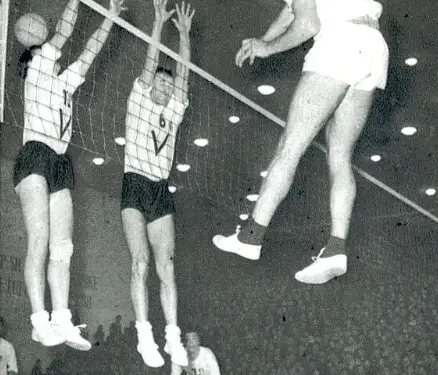 “Si na e humbi ndeshjen arbitri gjermano-perëndimor në Hagë, vetëm pse ne vinim nga një vënd komunist dhe…”/ Historia e panjohur e djemve të Xhel Kojës së “Dinamos”, që tronditi parketet e Evropës