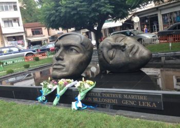 “Genci me Vilsonin duken, jo vetëm sikur janë të gjallë, por edhe që deklamojnë vargjet e Mandelshtamit, i cili prej satirës kundër Stalinit, vdiq…”/ Libri për dy poetët e pushkatuar